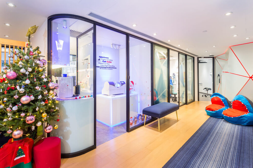 Smith & Jain Dentist - Central Dental Clinic Environment 中環牙醫診所環境