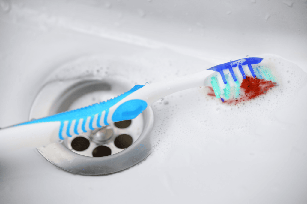 Symptoms of Gum Disease 牙周病症狀